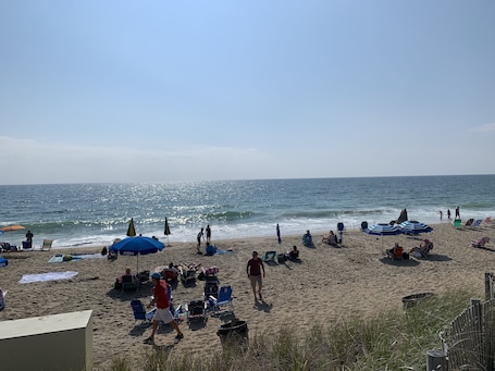 Beach nearby, sun-loungers. Quiet Bethany Beach Condo - Pool • Tennis • Sleeps 8 • 2 Miles to Beach
