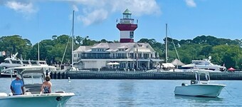 Gorgeous View and just steps to the Beach!