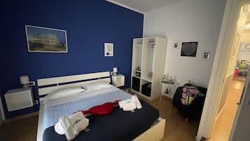 Habitación doble (Blue) | Minibar, caja de seguridad en la habitación y decoración personalizada