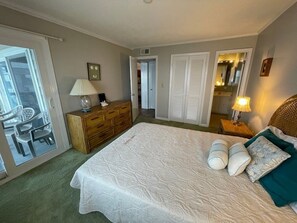 3 bedrooms, Internet