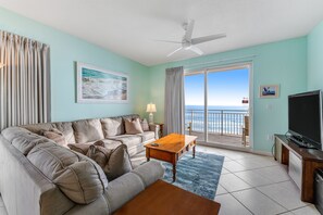 Fernseher, DVD-Player, Videothek