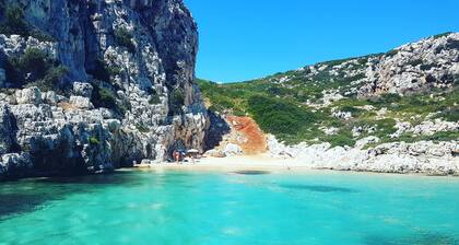 The ultimate relaxation destination.Olive and sea make up an unforgettable stay.