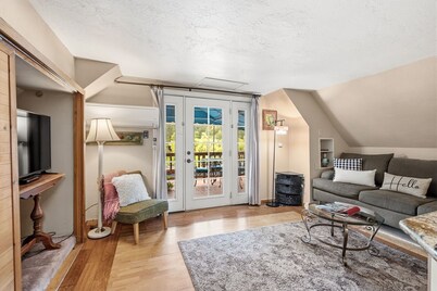 Night Owl - Murphys Vacation Rentals