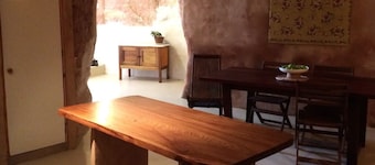 Splendida piroga / grotta