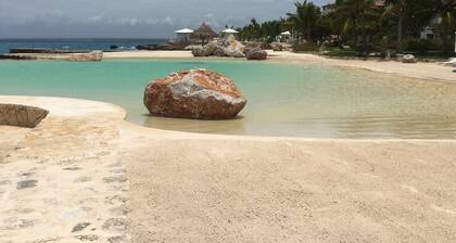 BAYAHIBE DOMINICUS VILLA MARINA DIRECT SEA FRONT APARTMENT WITH GARDEN