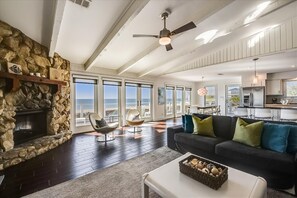 Flat-screen TV, fireplace