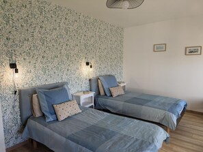 2 habitaciones, cuna de viaje y wifi gratis 