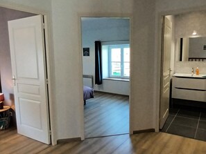 2 chambres, lit parapluie, Wi-Fi gratuit