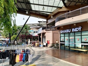 Exterior - Family Apartment "My Home In Bangkok" C3/223 swimming pool,  gym, courts, etc (Prachathipat)