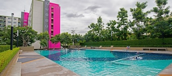 Apartamento familiar "My Home In Bangkok" C3 / 223 piscina, gimnasio, canchas, etc.
