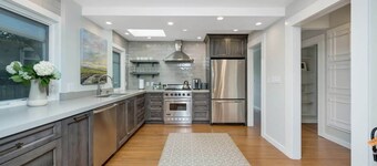 The Oxbow House - Designer 3BD/2BA Home