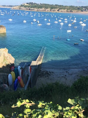 On the beach - House for rent, 20 m from the great beach of Saint Lunaire              (Saint-Lunaire)