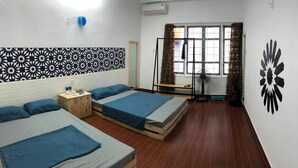 Room | Living area