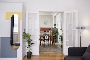 Apartment, Balkon (Cinnamon) | Wohnbereich