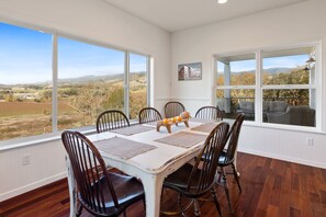 تفاصيل الفندق من الداخل