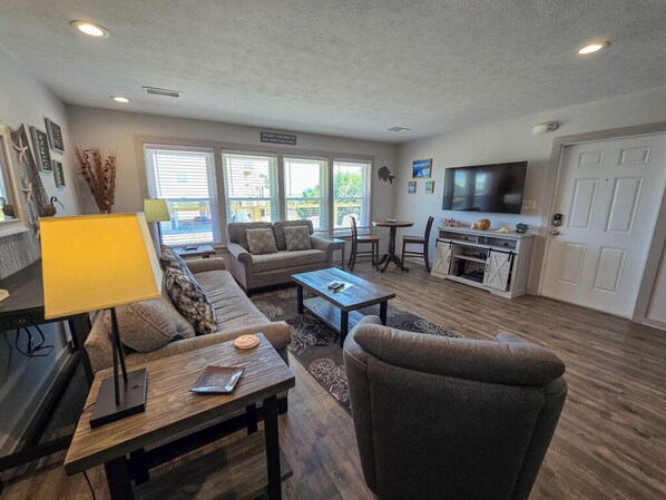 Fernseher, DVD-Player