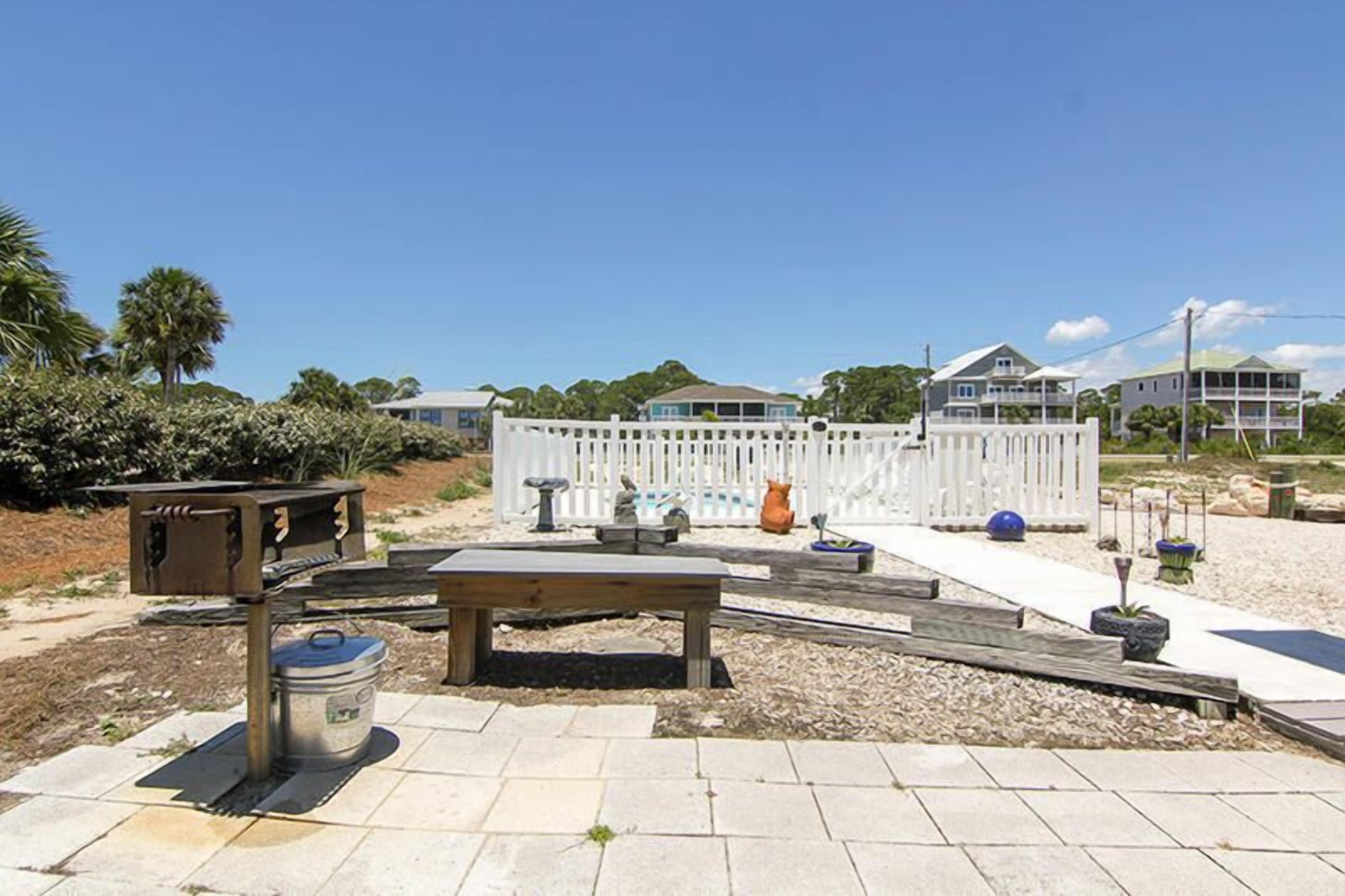 屋外ダイニングエリア