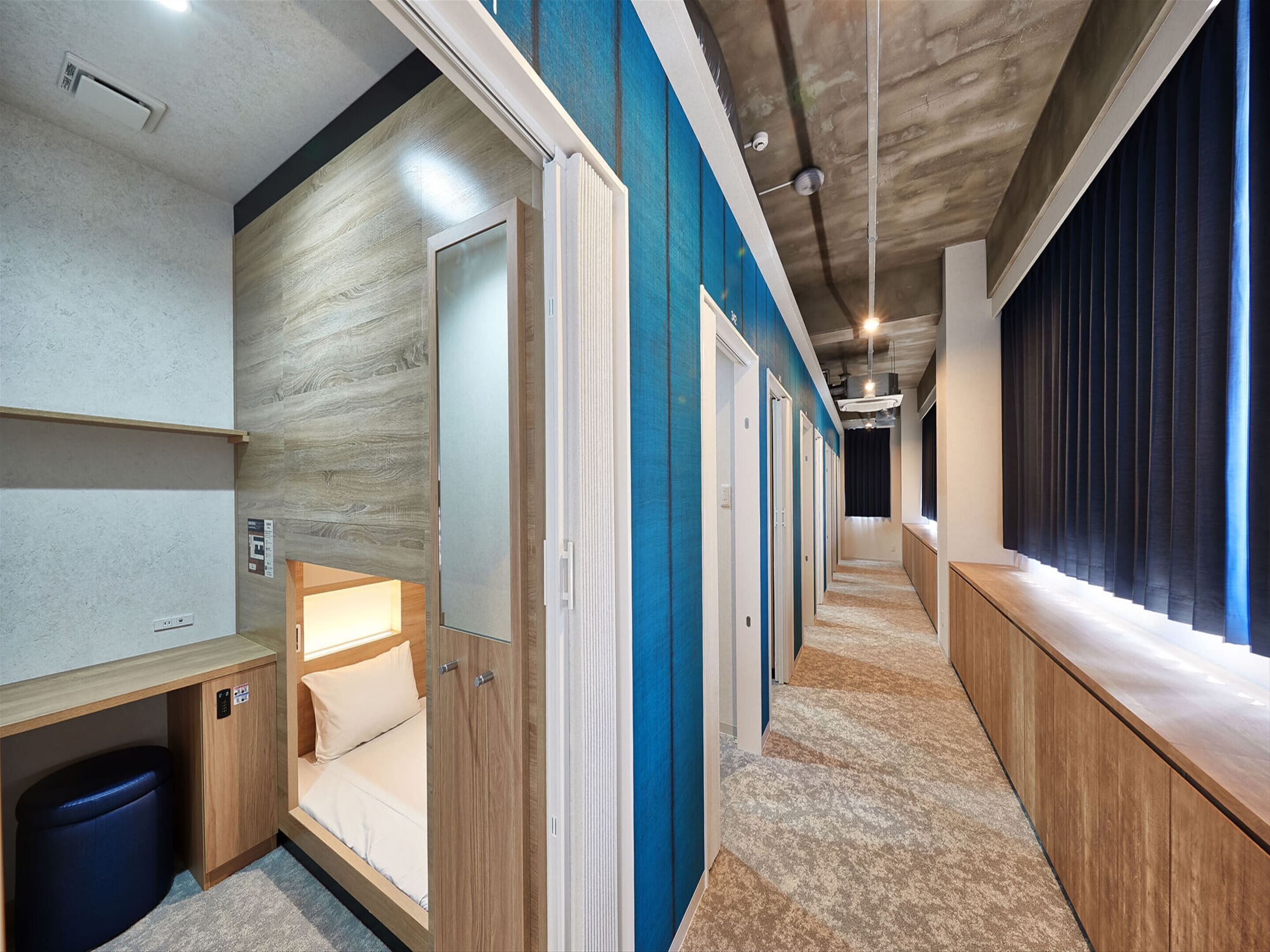 Cabin, Men Only (for guests 18 years and older, Upper/Lower Unselectable), Non Smoking | Hypo-allergenic bedding, in-room safe, blackout drapes, WiFi