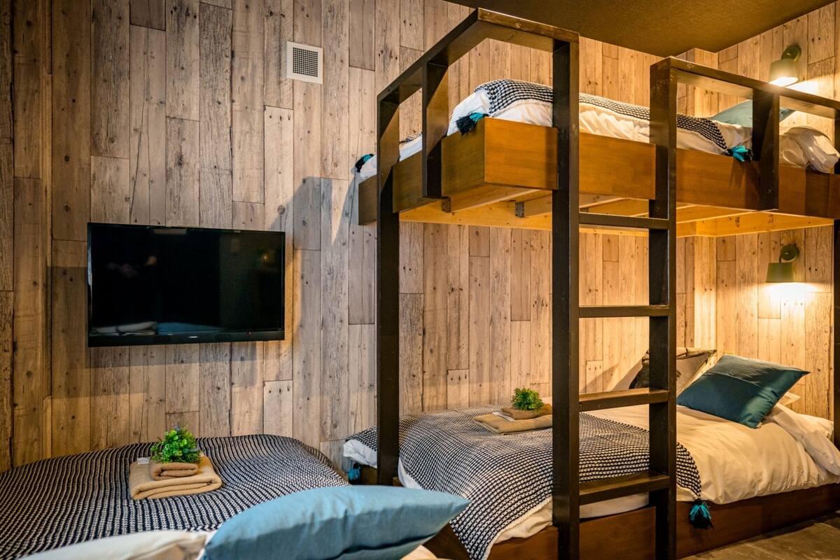 Habitación triple | Wifi gratis y ropa de cama