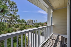 Property grounds - A MEMORY OF A LIFETIME is what you will have when you stay at this beautiful Plantation home (St. George Island)