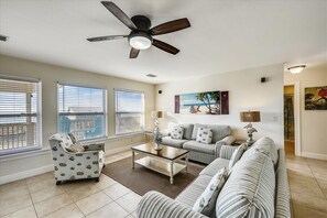 Flat-screen TV, DVD player, stereo