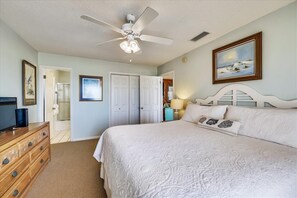 4 bedrooms, free WiFi, bed sheets