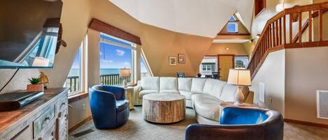 テレビ、DVD プレーヤー、ステレオ