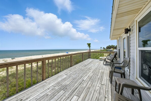 Property grounds - LET THE SUNSHINE IN AT NAHALE KAI! (St. George Island)
