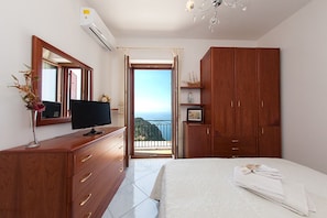 3 camere, Wi-Fi, lenzuola