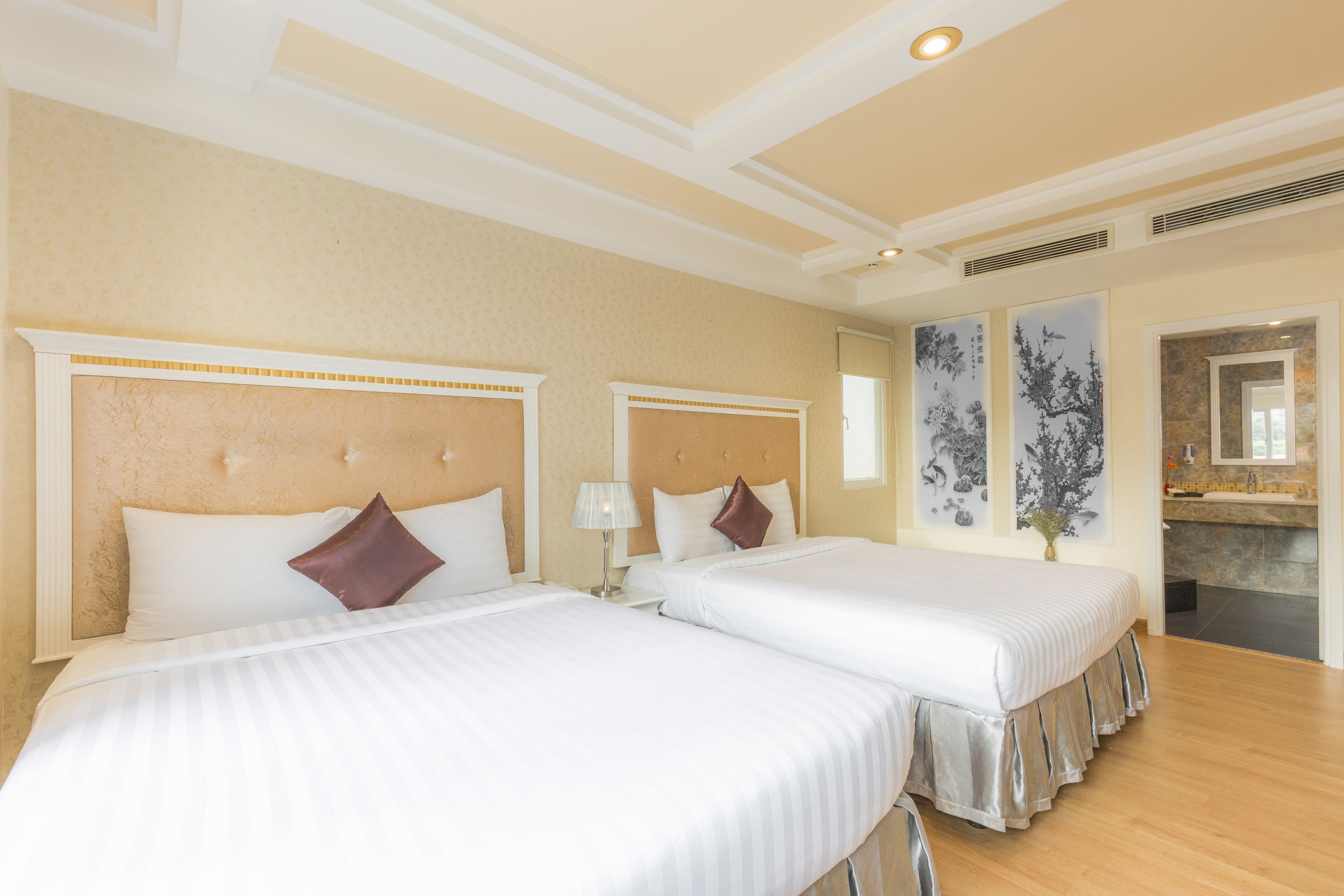 1 bedroom, minibar, in-room safe, desk