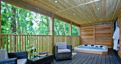 Cedar Lodge, South View Lodges, Exeter