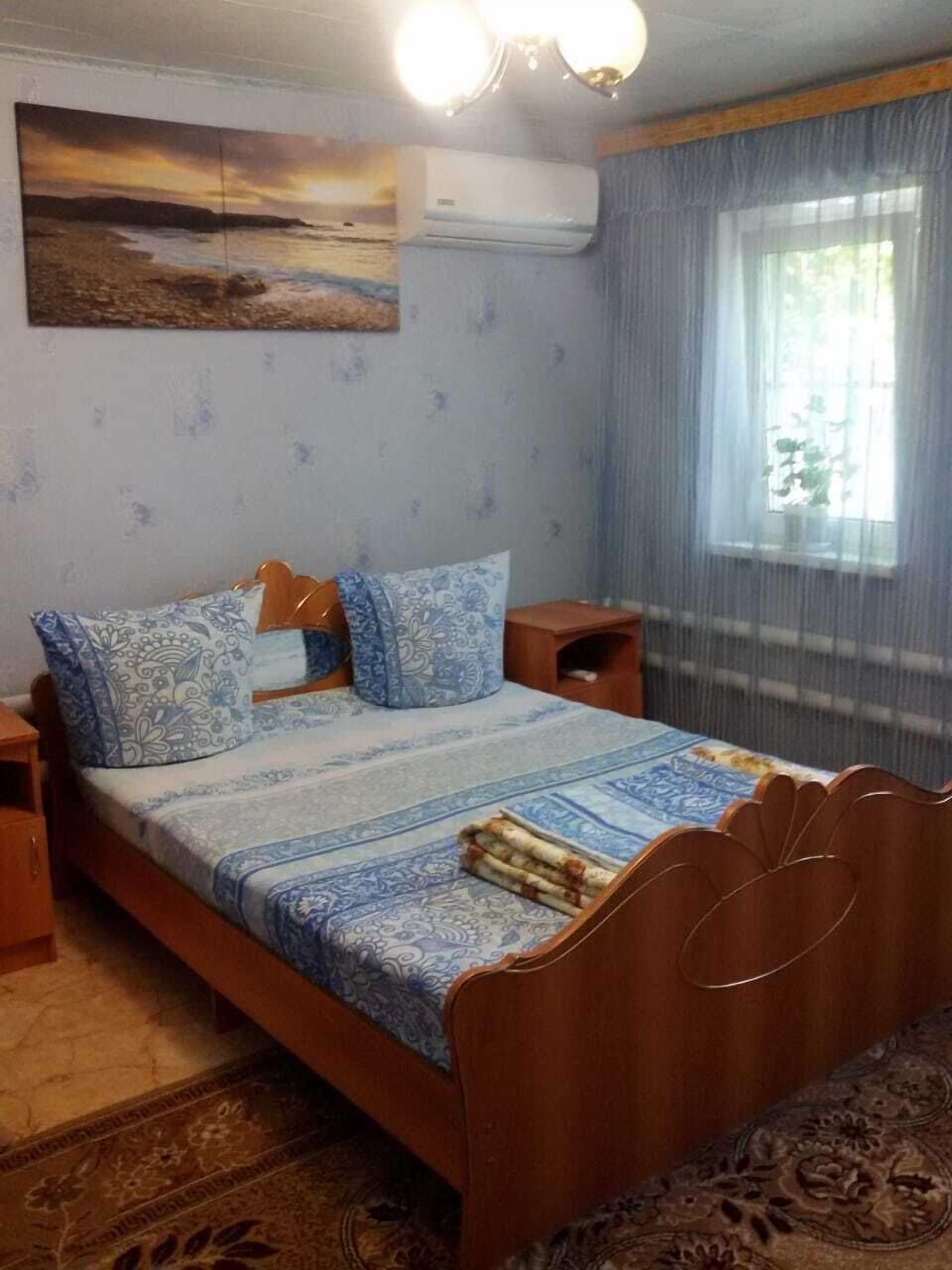 Chambre Triple Confort, vue cour intérieure | Literie de qualité supérieure, matelas Select Comfort