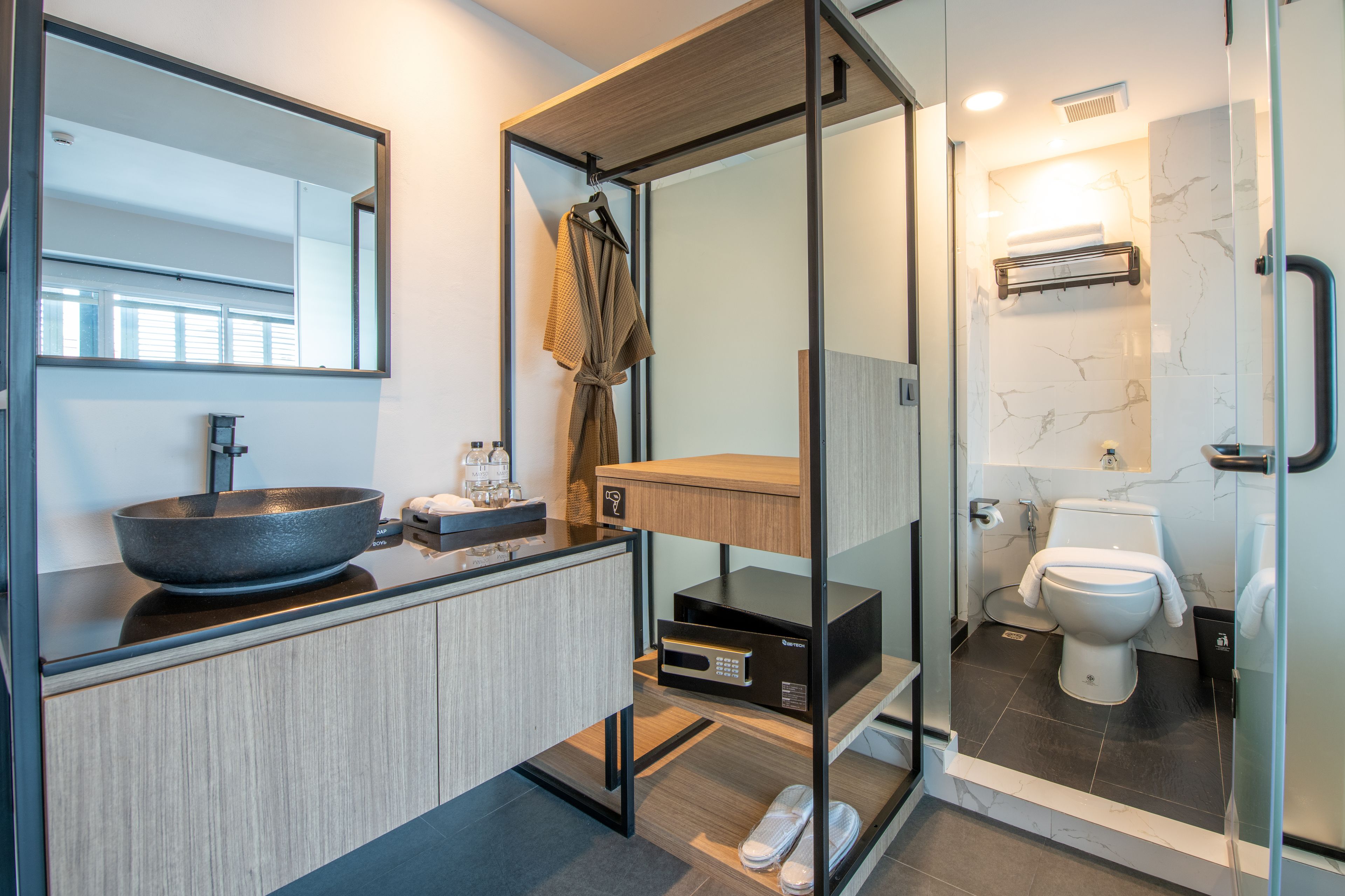 Bathroom shower
