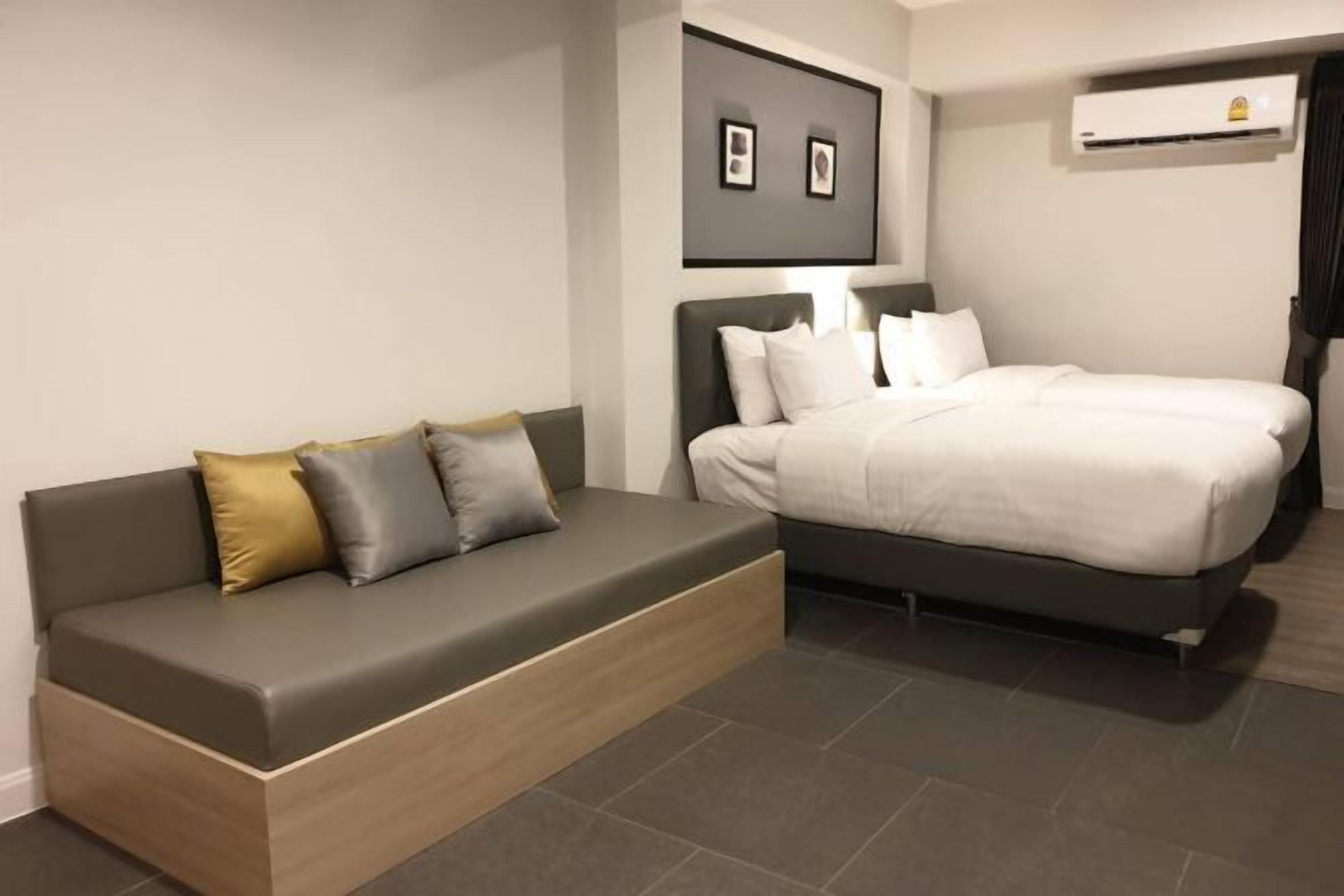 In-room safe, desk, laptop workspace, rollaway beds