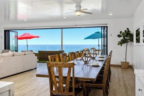 Dining - Upper Level Luxury Oceanfront Condo with a Spa P809-5 (Oceanside)