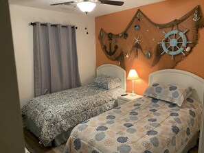 2 bedrooms, iron/ironing board, free WiFi, bed sheets - Great Winter Rates. Please send Request (Pawleys Island)