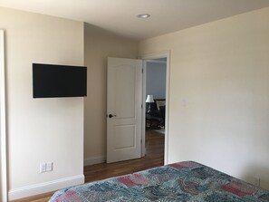 3 Schlafzimmer, BĂŒgeleisen/BĂŒgelbrett, WLAN, BettwĂ€sche