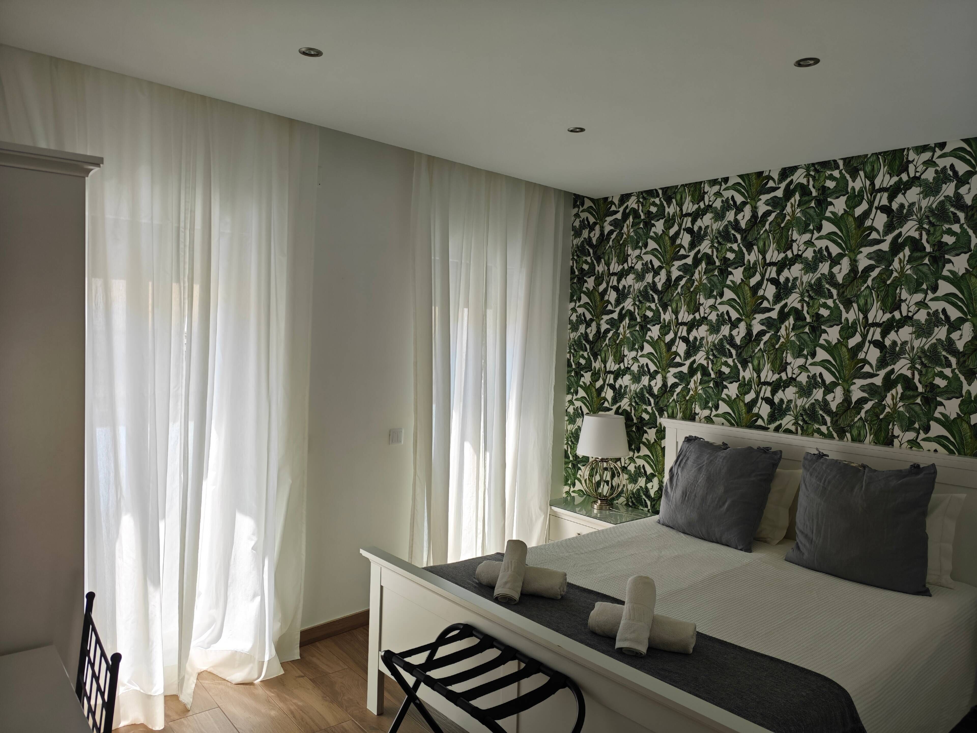 2 bedrooms, laptop workspace, soundproofing, iron/ironing board