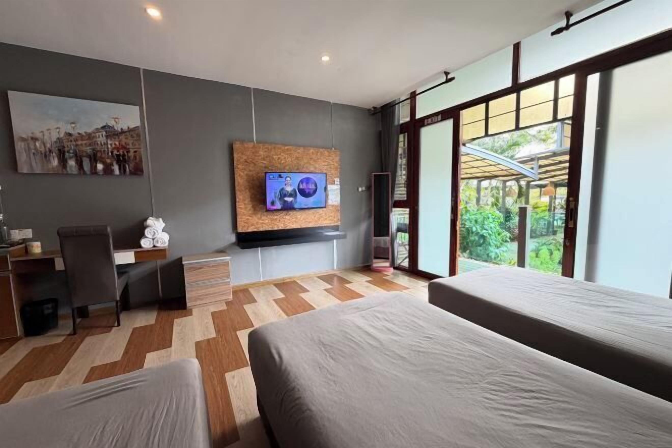 Individually decorated, individually furnished, desk, laptop workspace