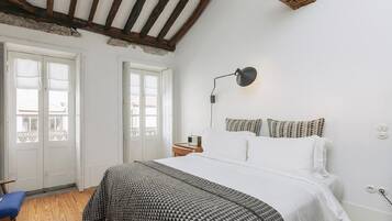 1 bedroom, in-room safe, iron/ironing board, free WiFi