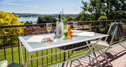 Are you looking for quiet and relaxation on Lake Maggiore? YOU are at home here
