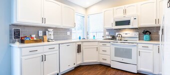 CLEANEST remodeled home in Coeur d'Alene close to everything! 200 5 Star Reviews