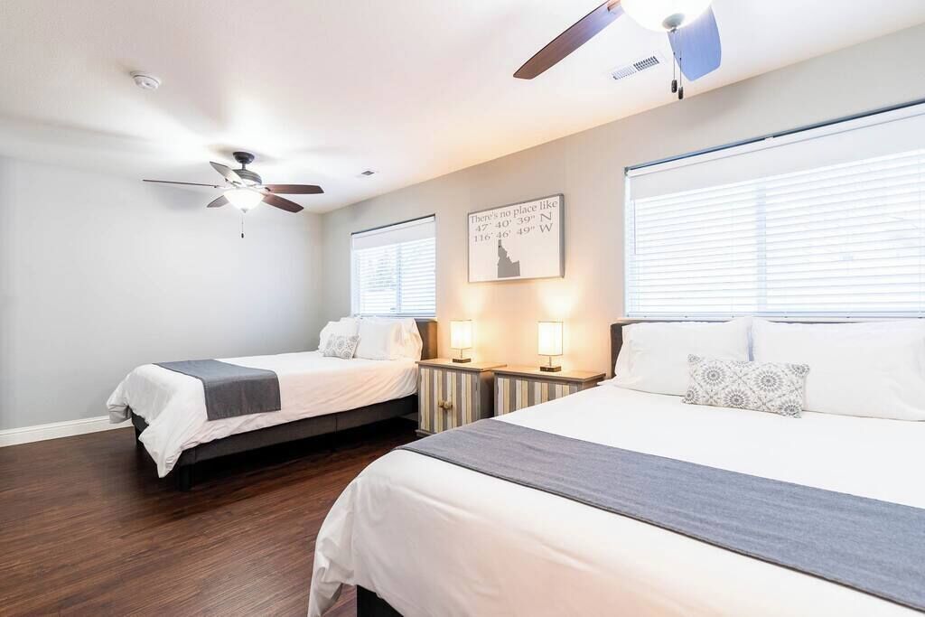 2 bedrooms, iron/ironing board, travel crib, free WiFi