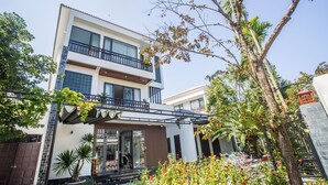 Ảnh chưa phân loại, 2 trong số 41 ảnh, nút