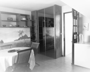 Imagen sin descripción, 3 de 28, botón