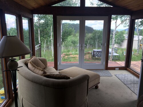 Maista Coloradon syksynäkymät 9263 metrin päässä mökistä sininen taivas