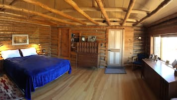 3 chambres, bureau, fer et planche Ă repasser, lit parapluie