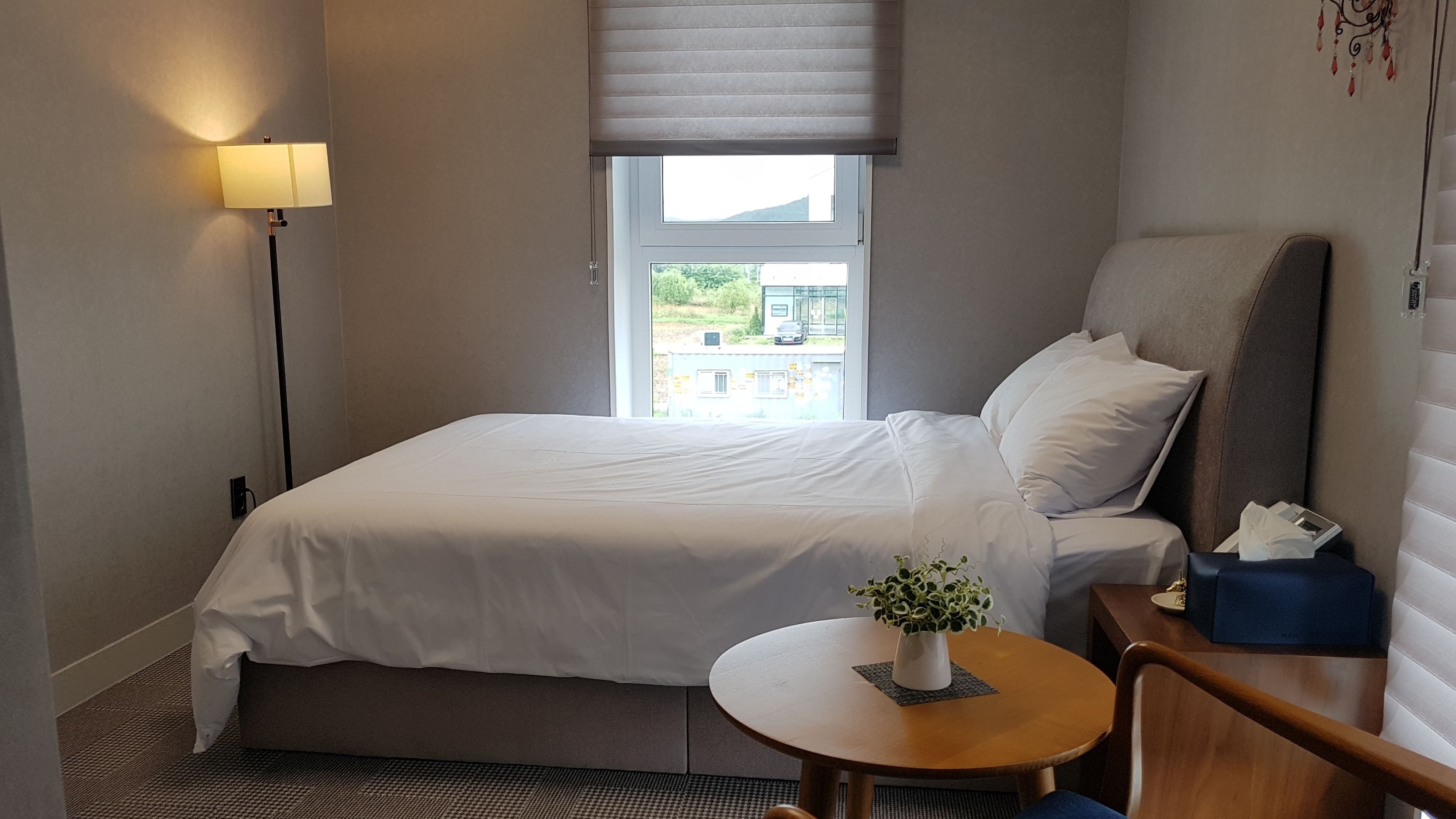 Premium Single Room, Park View | Premium bedding, down comforters, in-room safe, desk