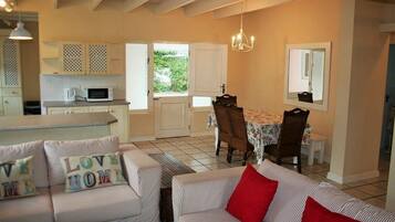 House, 3 Bedrooms, Garden View | Living area | Flat-screen TV