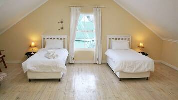 House, 3 Bedrooms, Garden View | 3 bedrooms, in-room safe, iron/ironing board, free WiFi
